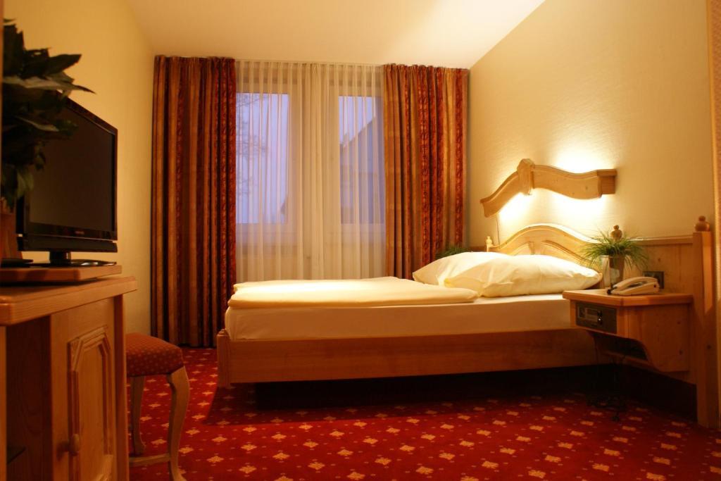 Hotel Kronprinz Garni ميندين الغرفة الصورة