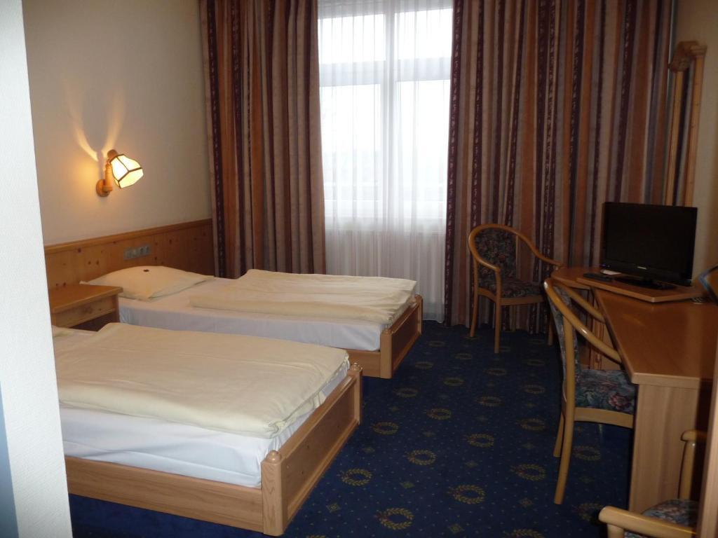 Hotel Kronprinz Garni ميندين الغرفة الصورة